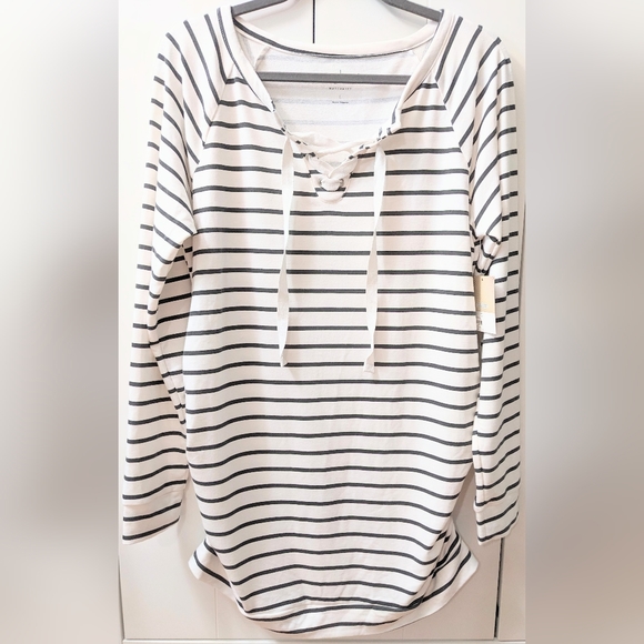 MATERNITY, A:GLOW, Lace-Up Tunic Sweater, Size Large. - Picture 1 of 8